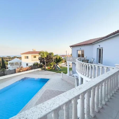 Grand Lynn Seaview Villa Ayía Nápa