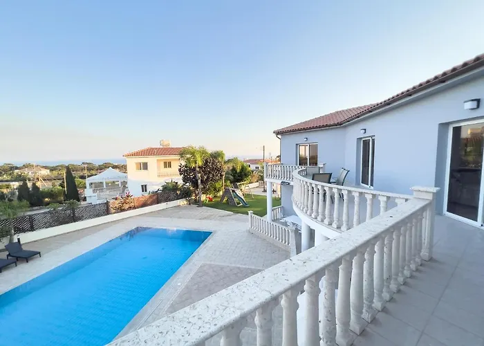 Grand Lynn Seaview Villa Agia Napa
