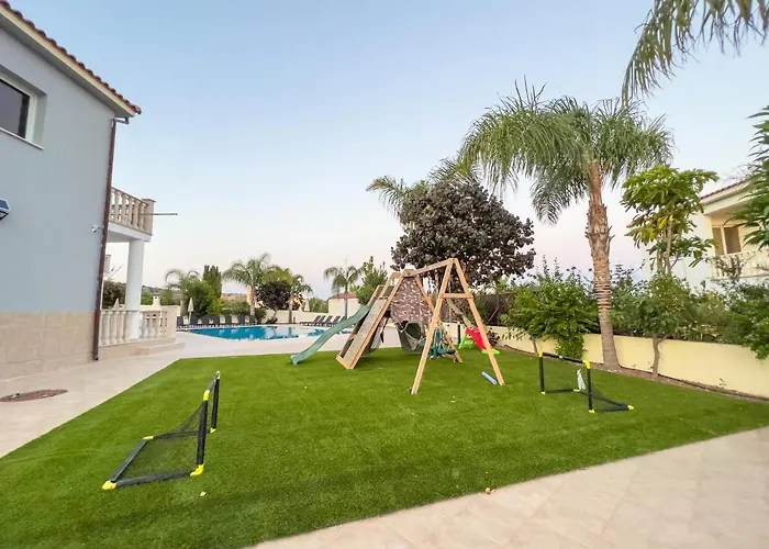 Grand Lynn Seaview *