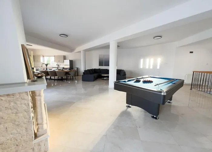 Villa Grand Lynn Seaview Agia Napa