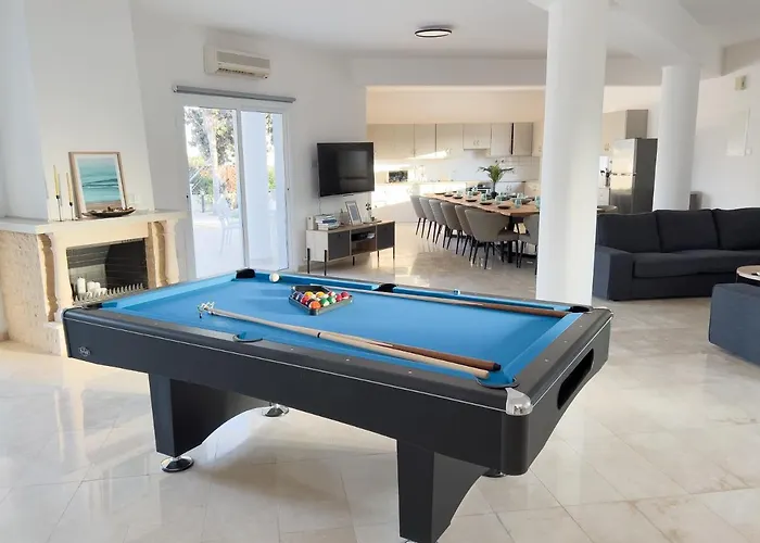 Grand Lynn Seaview *