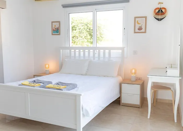 Grand Lynn Seaview 아이아 나파